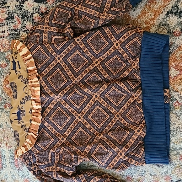 Kate Quinn Button Up light jacket - Picture 6 of 9